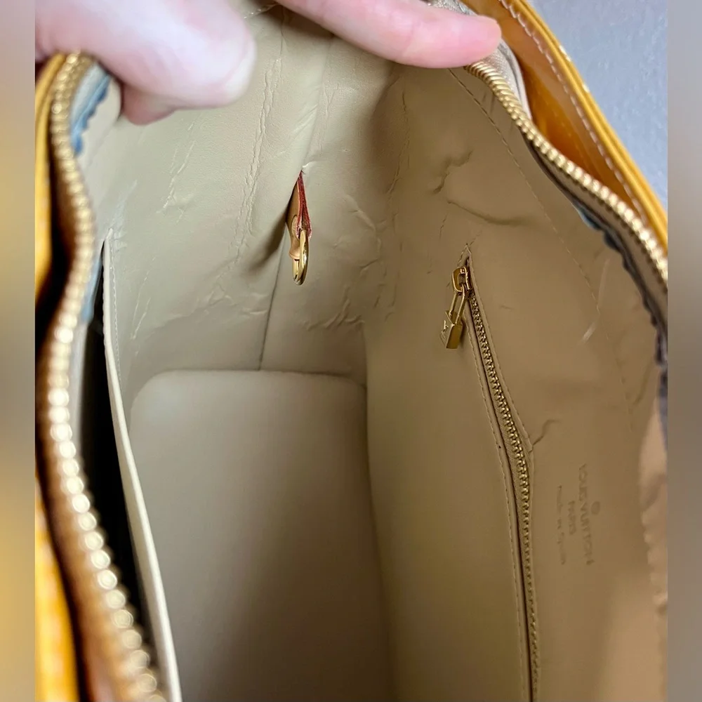 SOLD✨Louis Vuitton✨ Vernis Leather LV Monogram Houston Tote Bag EUC - Picture 14 of 17